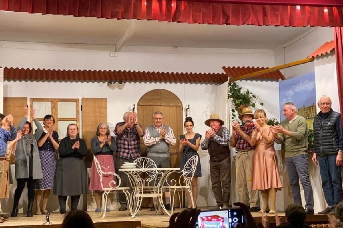 commedia dialettale